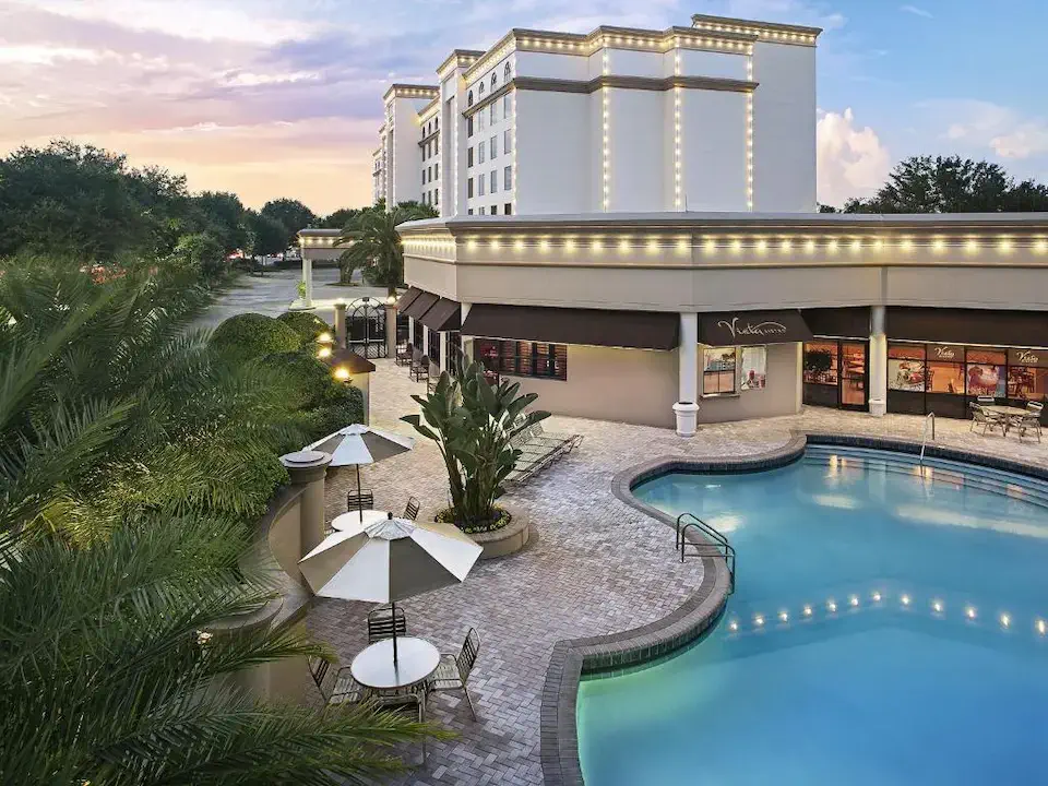 Buena-Vista-Suites Orlando-hotel-for-adults-disney-world